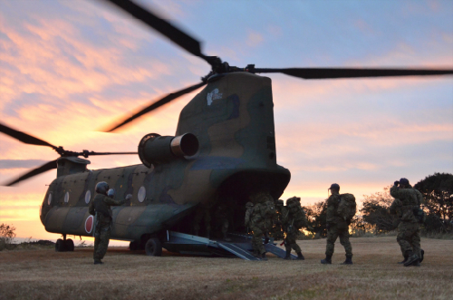 CH-47J/JA - 日本国召喚 @ ウィキ - atwiki（アットウィキ）