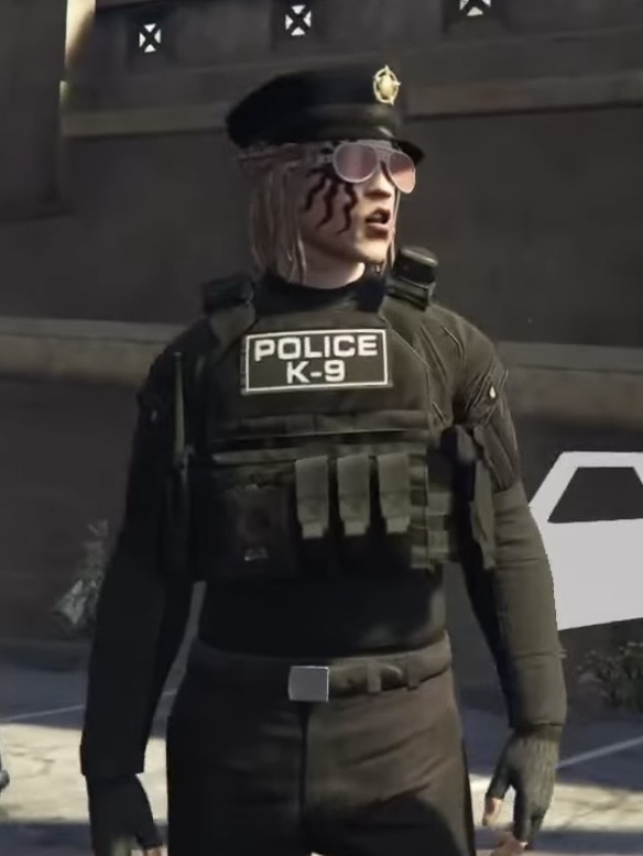 ayami_1.jpg