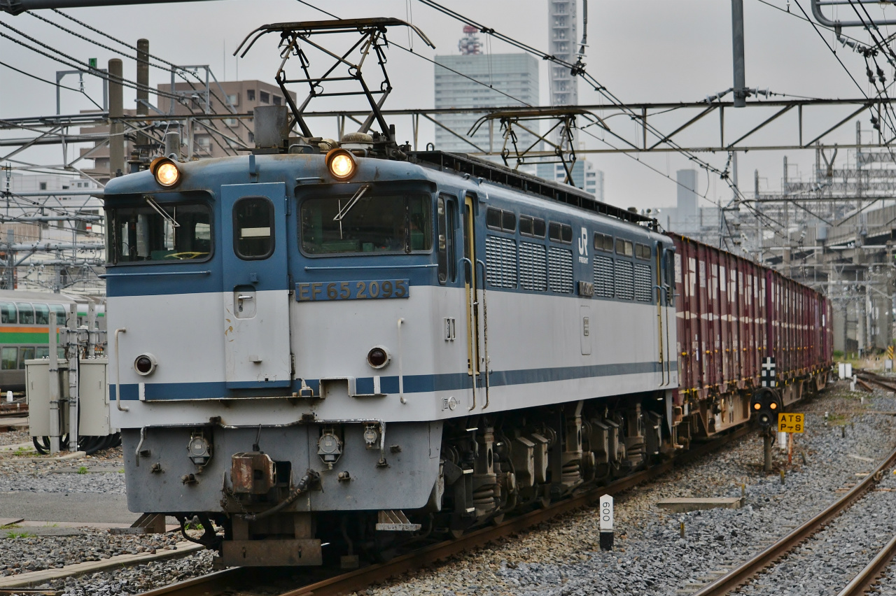 KATO・3017-2・EF65 120・一般色・電気機関車。（加工品